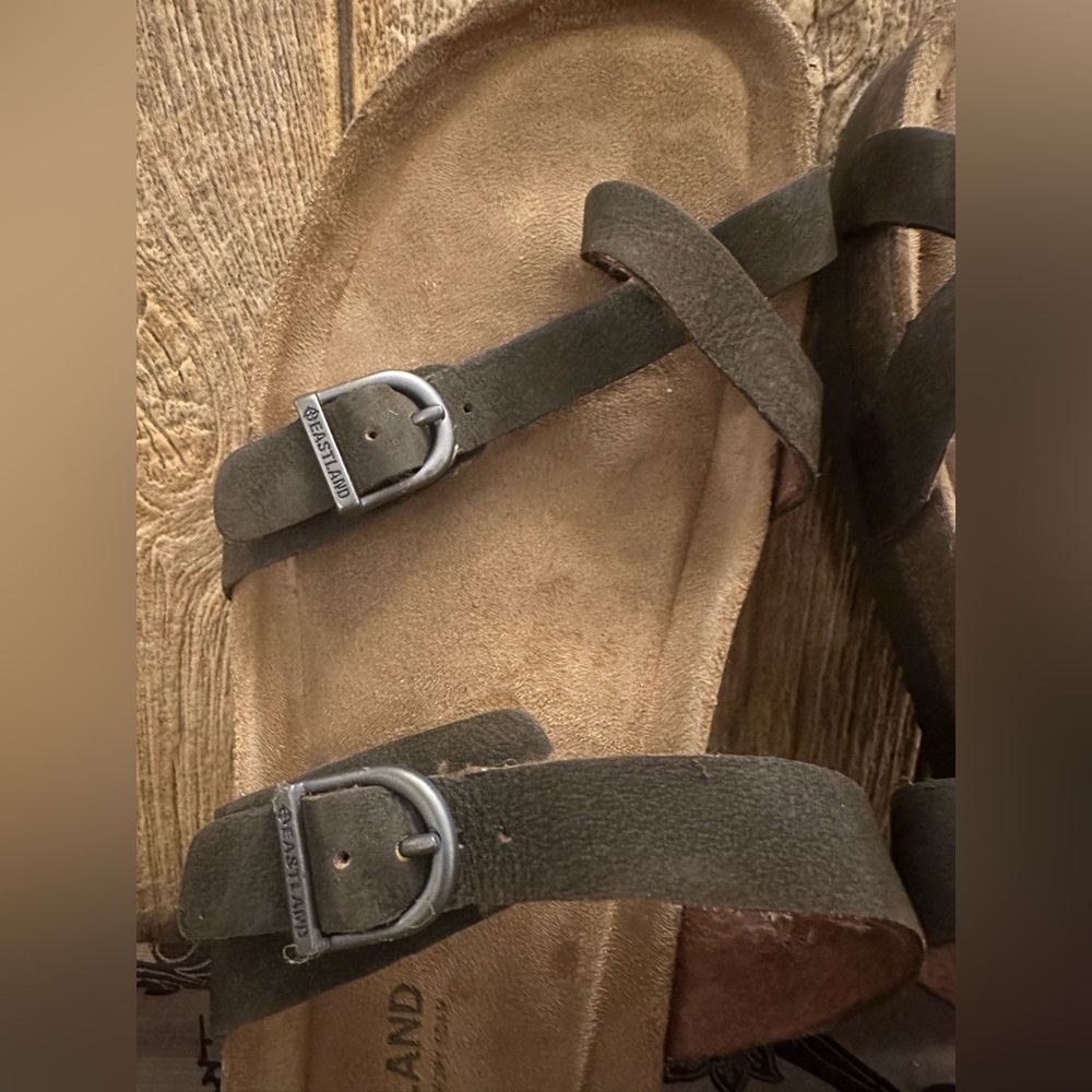 Eastland Sandals - Picture 6 of 6
